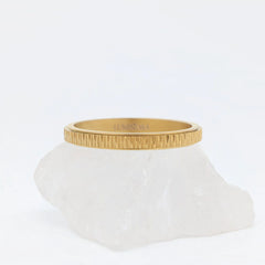 Mello fidget ring in goudkleurig stainless steel met subtiel patroon – Luminora