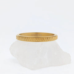 Mello fidget ring in goudkleurig stainless steel met subtiel patroon – Luminora