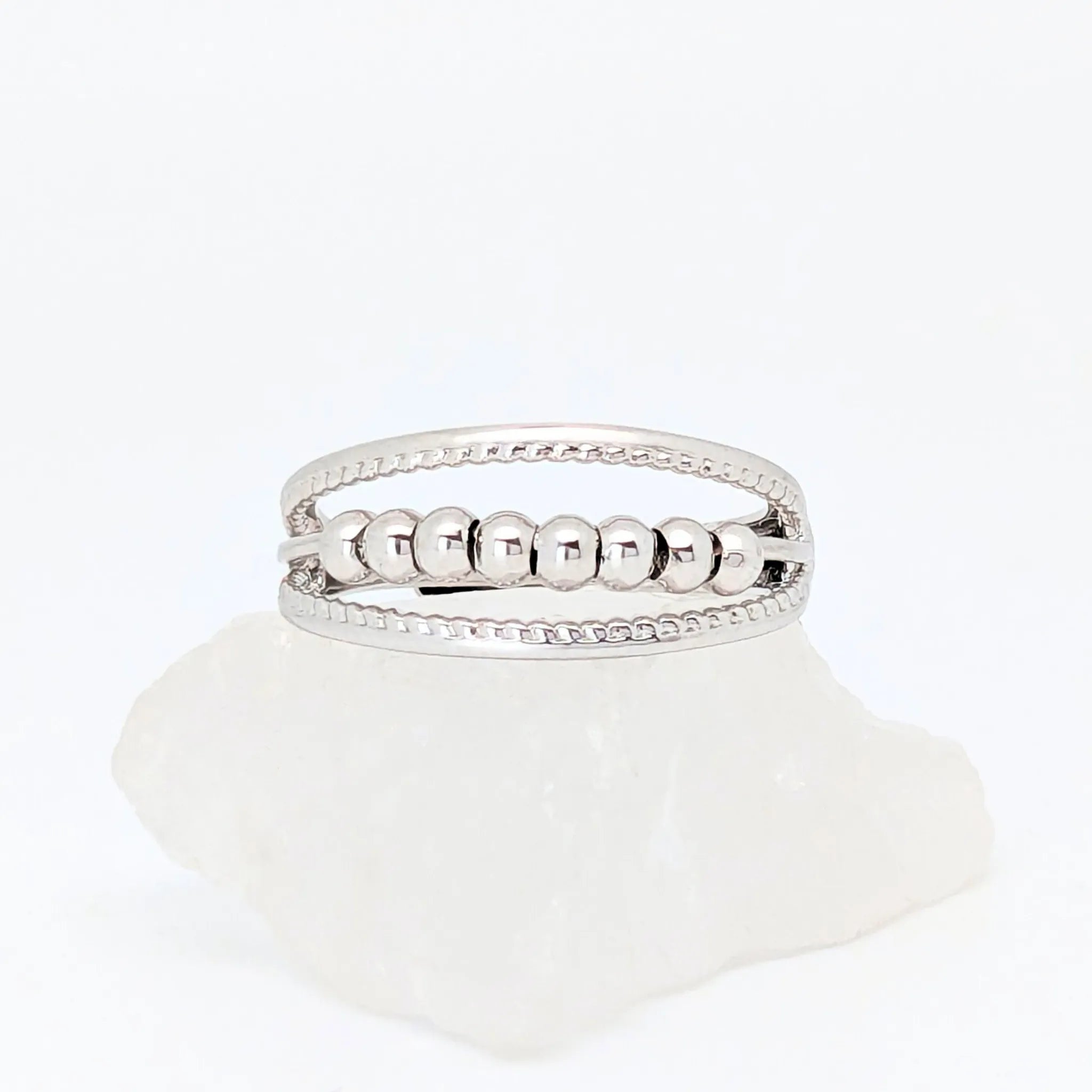 Pendulum fidget ring in zilverkleurig design met verstelbare maat – ontspanning en stressverlichting