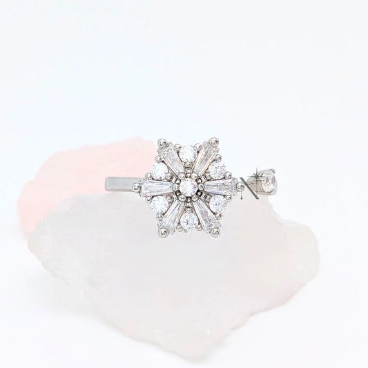 SNOWFLAKE RING