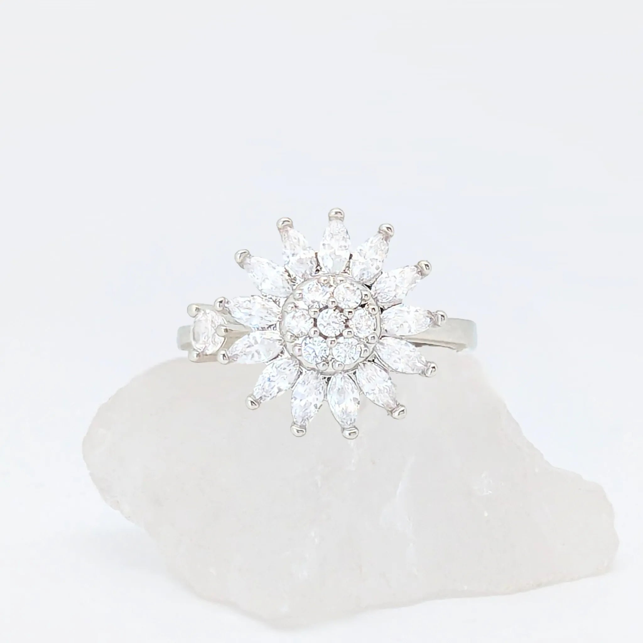 Sunflower fidget ring in zilver met draaibare zonnebloem voor ontspanning